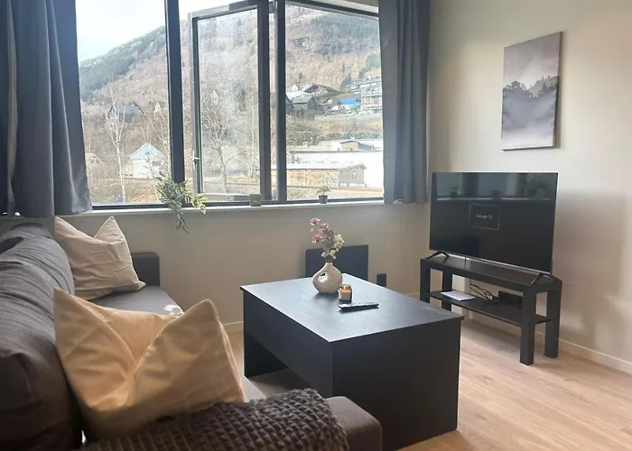 Affordable Luxury - Vibe - Heart Of Apartment