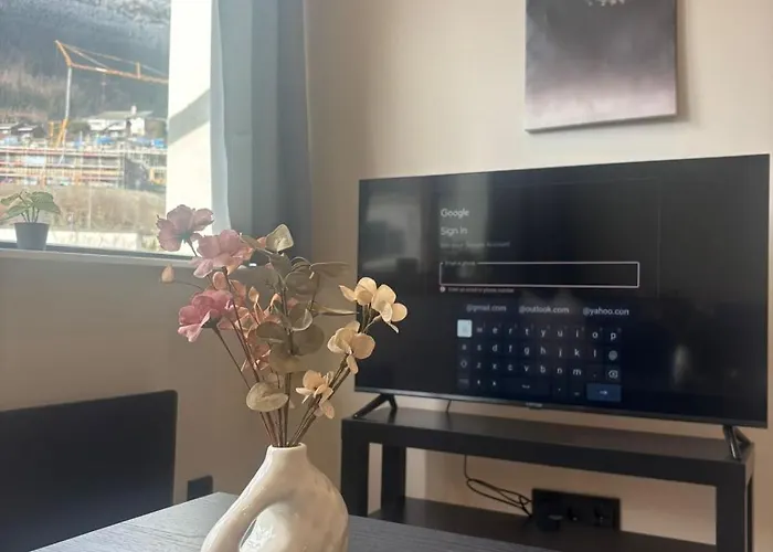 Affordable Luxury - Vibe - Heart Of Apartment *